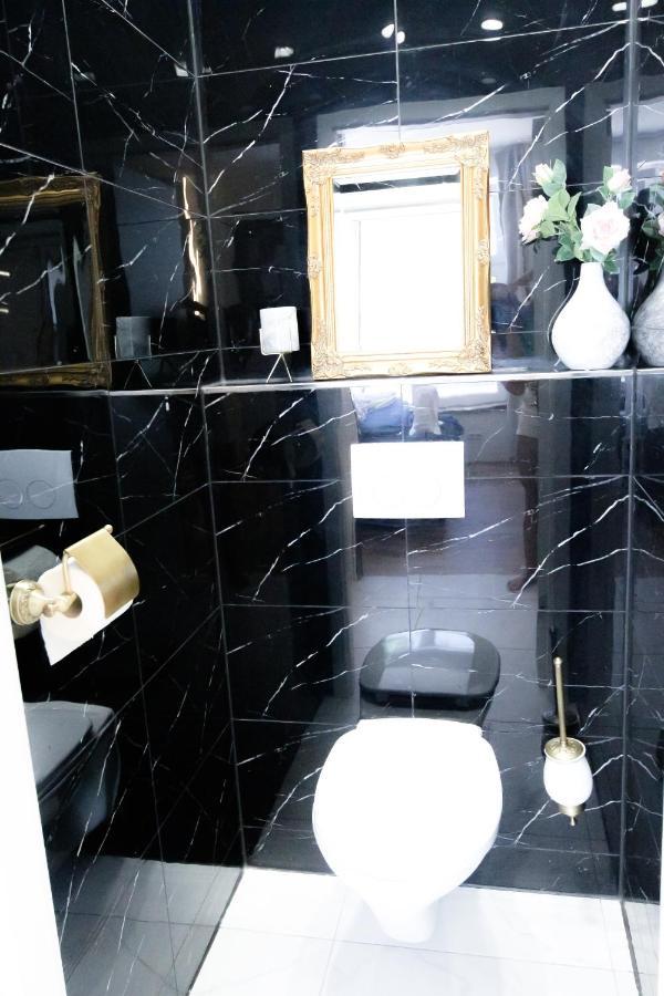 Luxury Master Room Wien Exterior foto